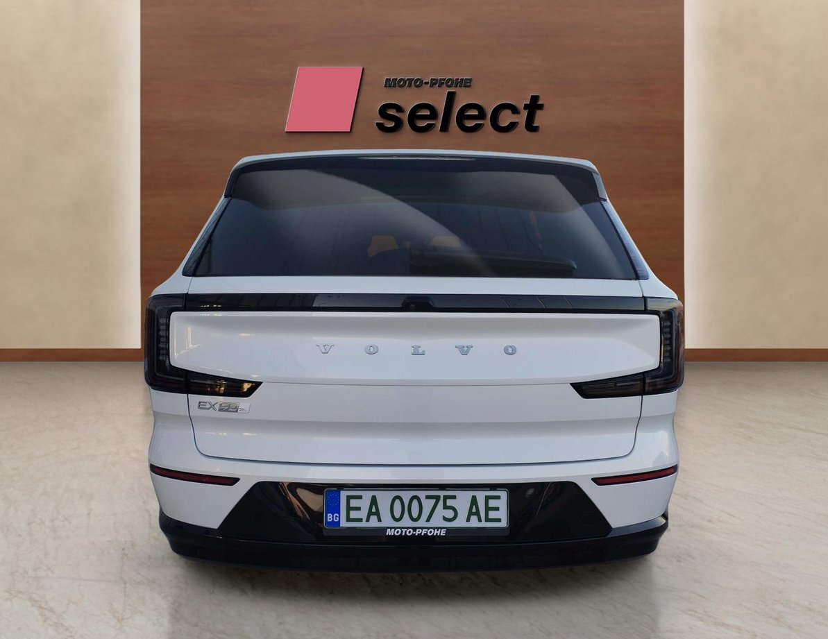 Volvo EX90 употребяван