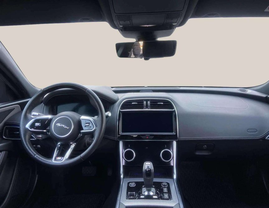 Jaguar XE употребяван
