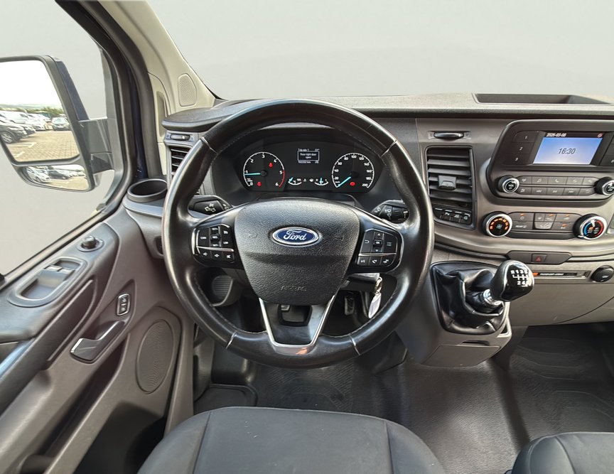 Ford Tourneo Custom употребяван