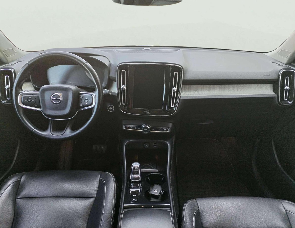 Volvo XC40 употребяван