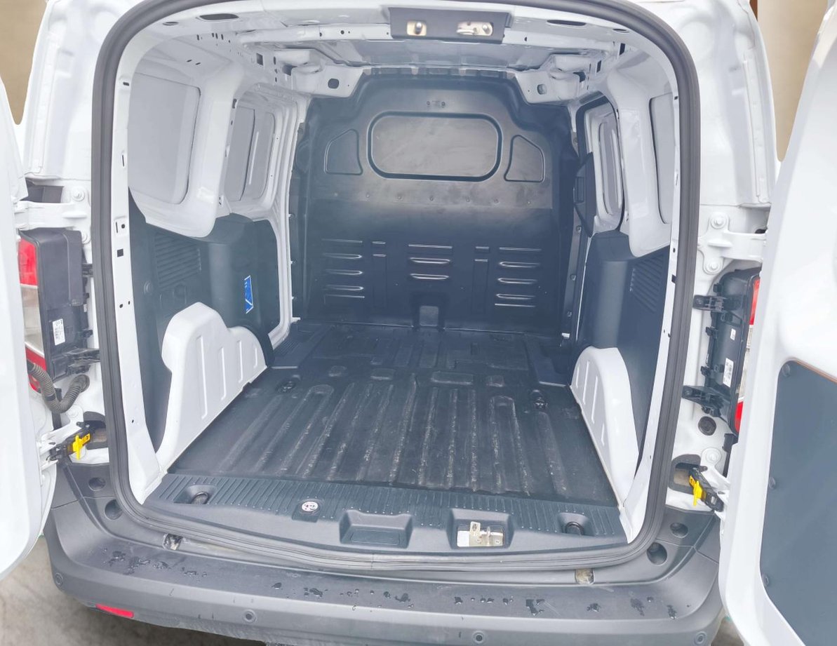 Ford Courier употребяван