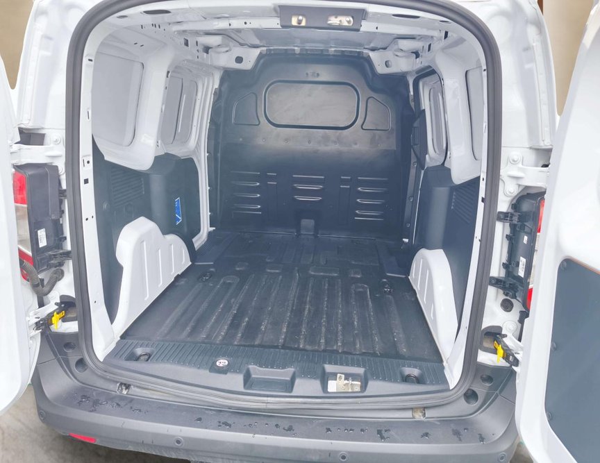 Ford Courier употребяван