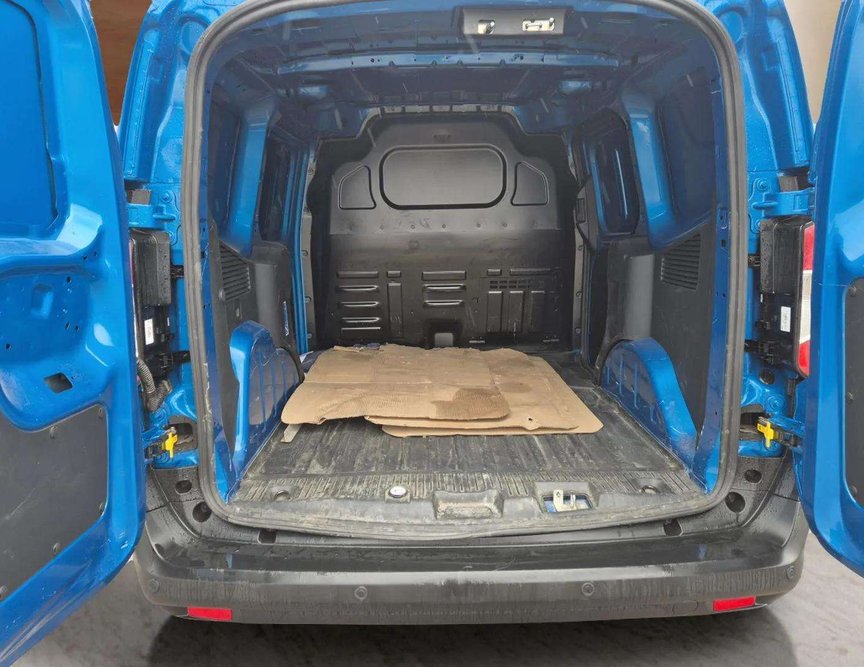 Ford E-Courier употребяван