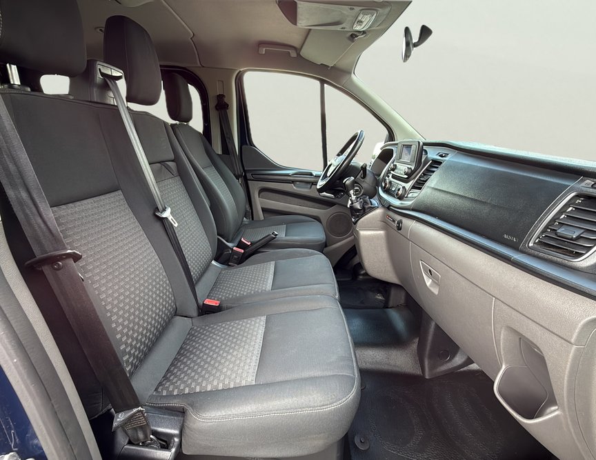 Ford Tourneo Custom употребяван