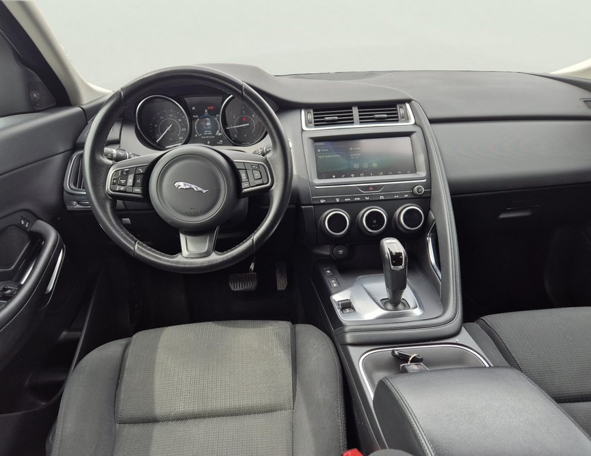 Jaguar E-Pace употребяван