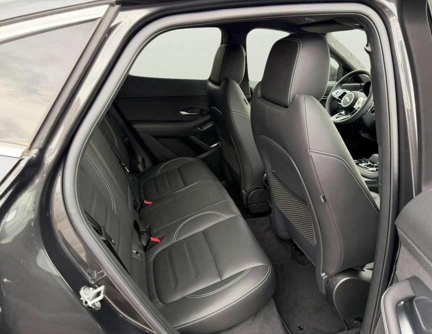 Jaguar E-Pace употребяван