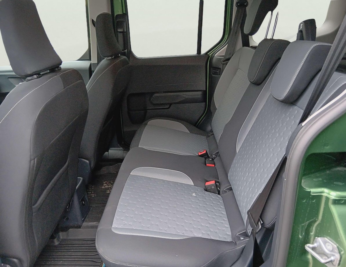 Ford Courier употребяван