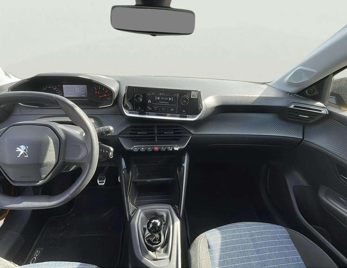 Peugeot 208 употребяван