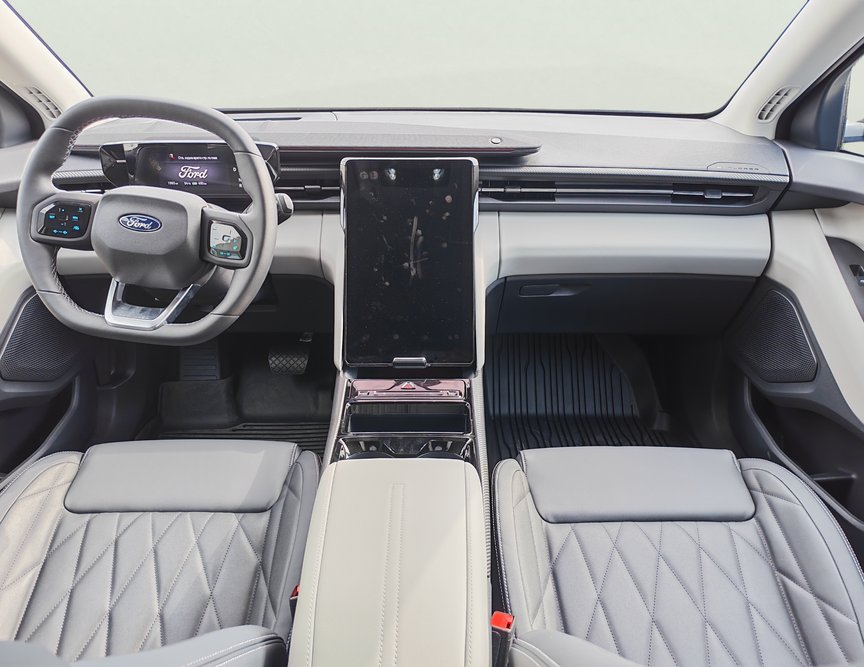 Ford E-Explorer употребяван