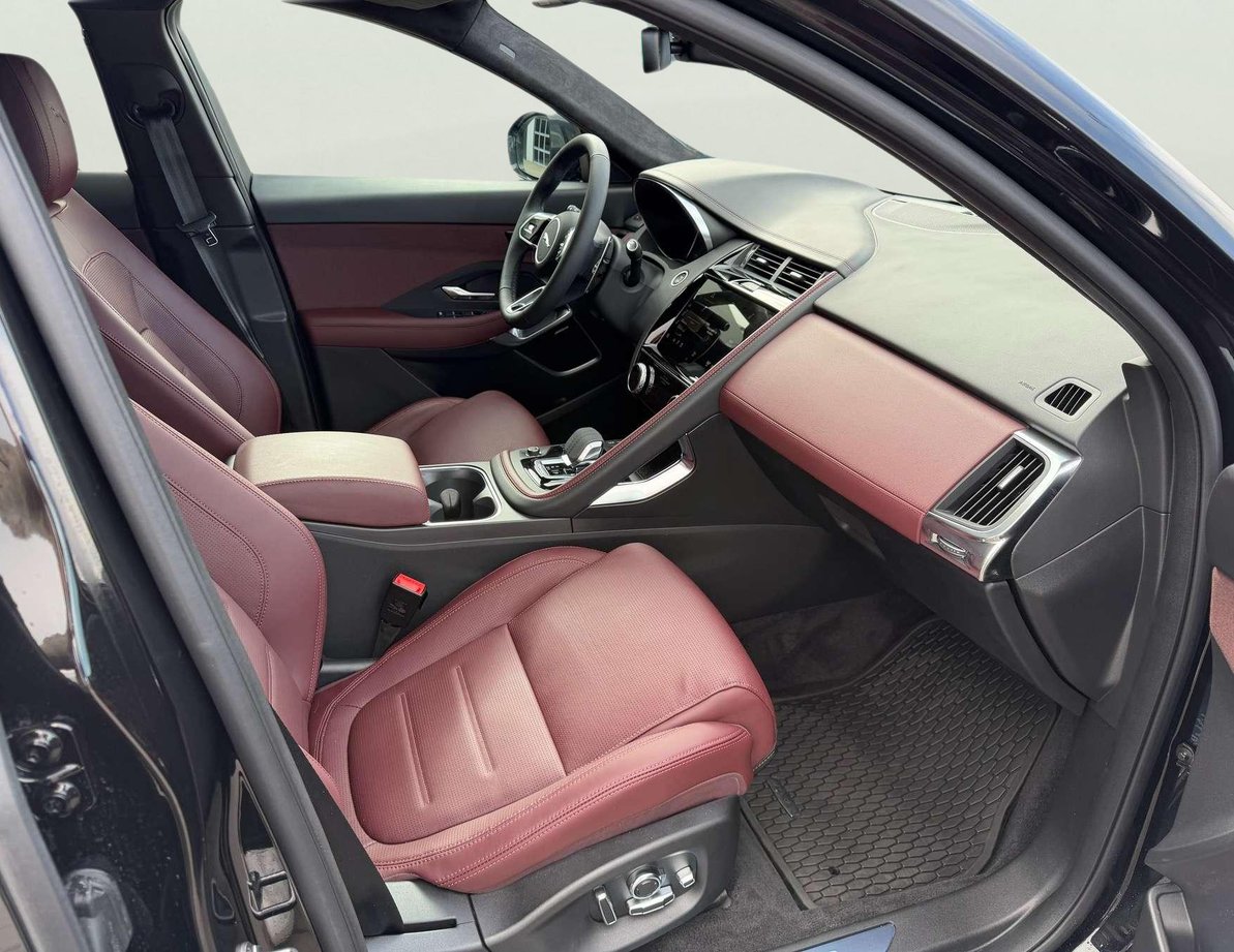 Jaguar E-Pace употребяван