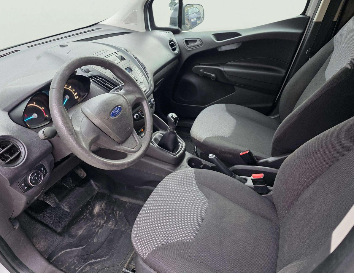 Ford Courier употребяван