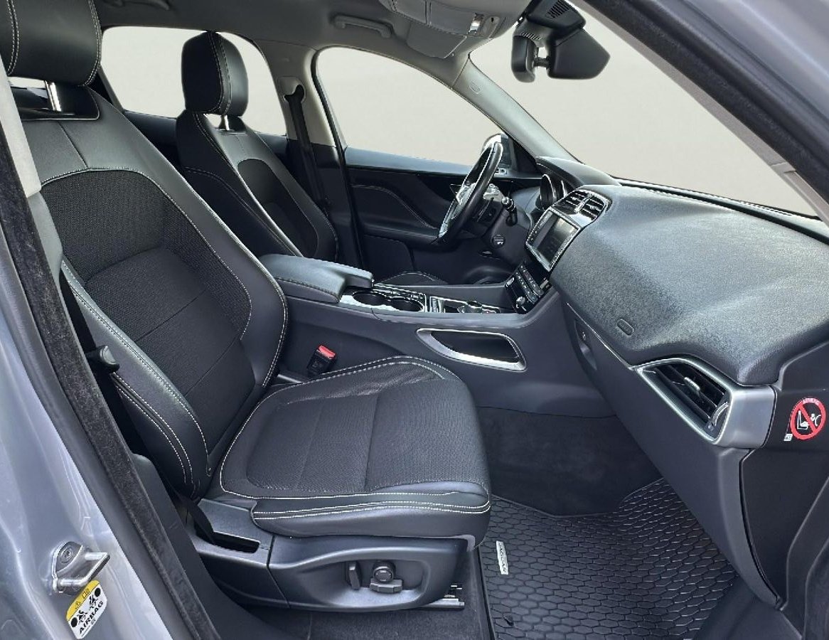 Jaguar F-Pace употребяван