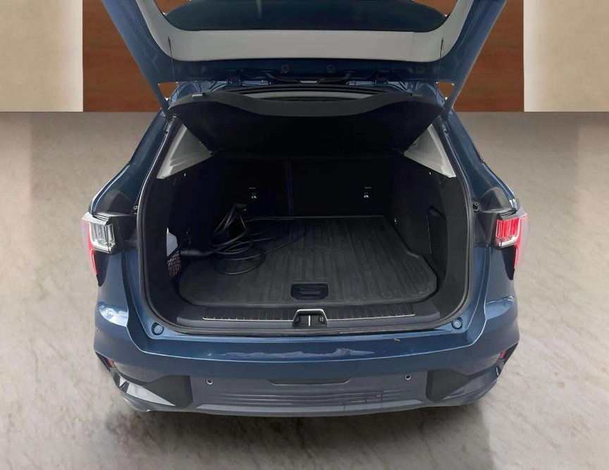 Lynk&Co 01 употребяван