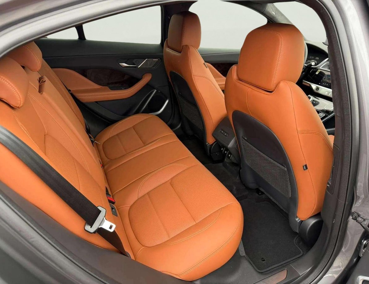 Jaguar I-Pace употребяван