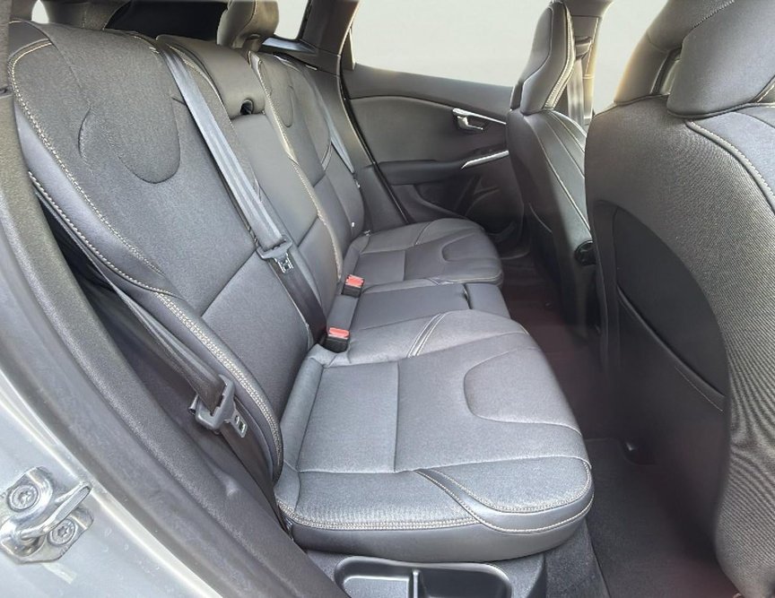 Volvo V40CC употребяван