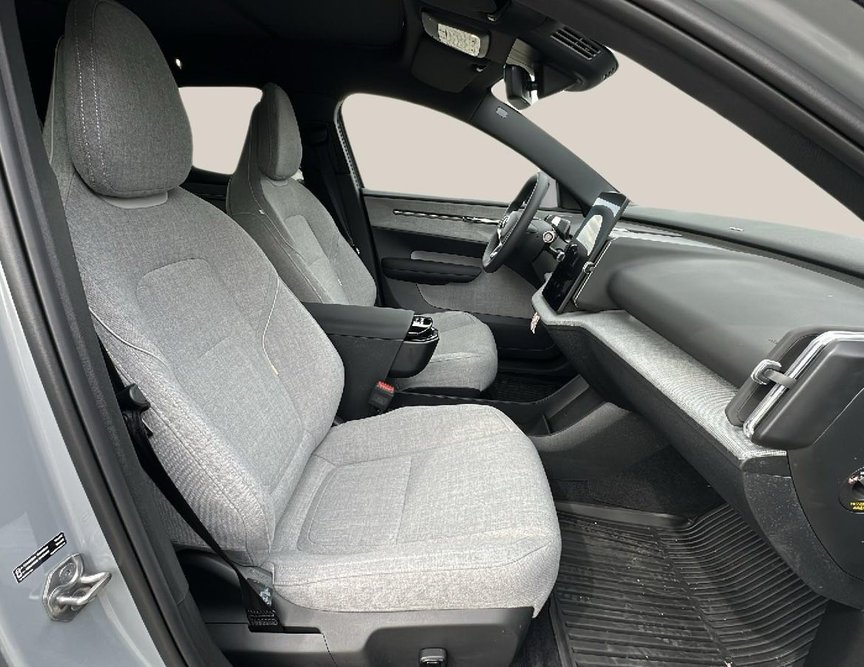 Volvo EX30 употребяван