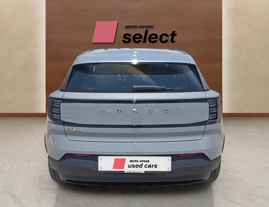 Volvo EX30 употребяван