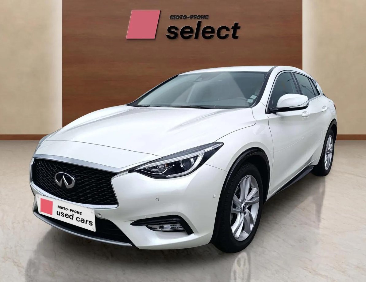 Infiniti Q30 употребяван