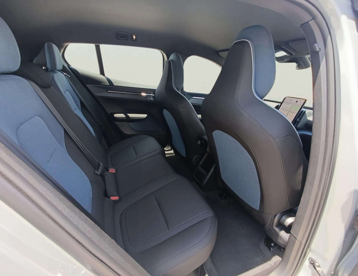 Volvo EX30 употребяван