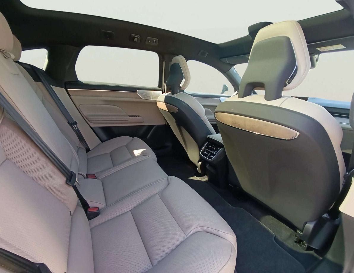 Volvo ES90 употребяван