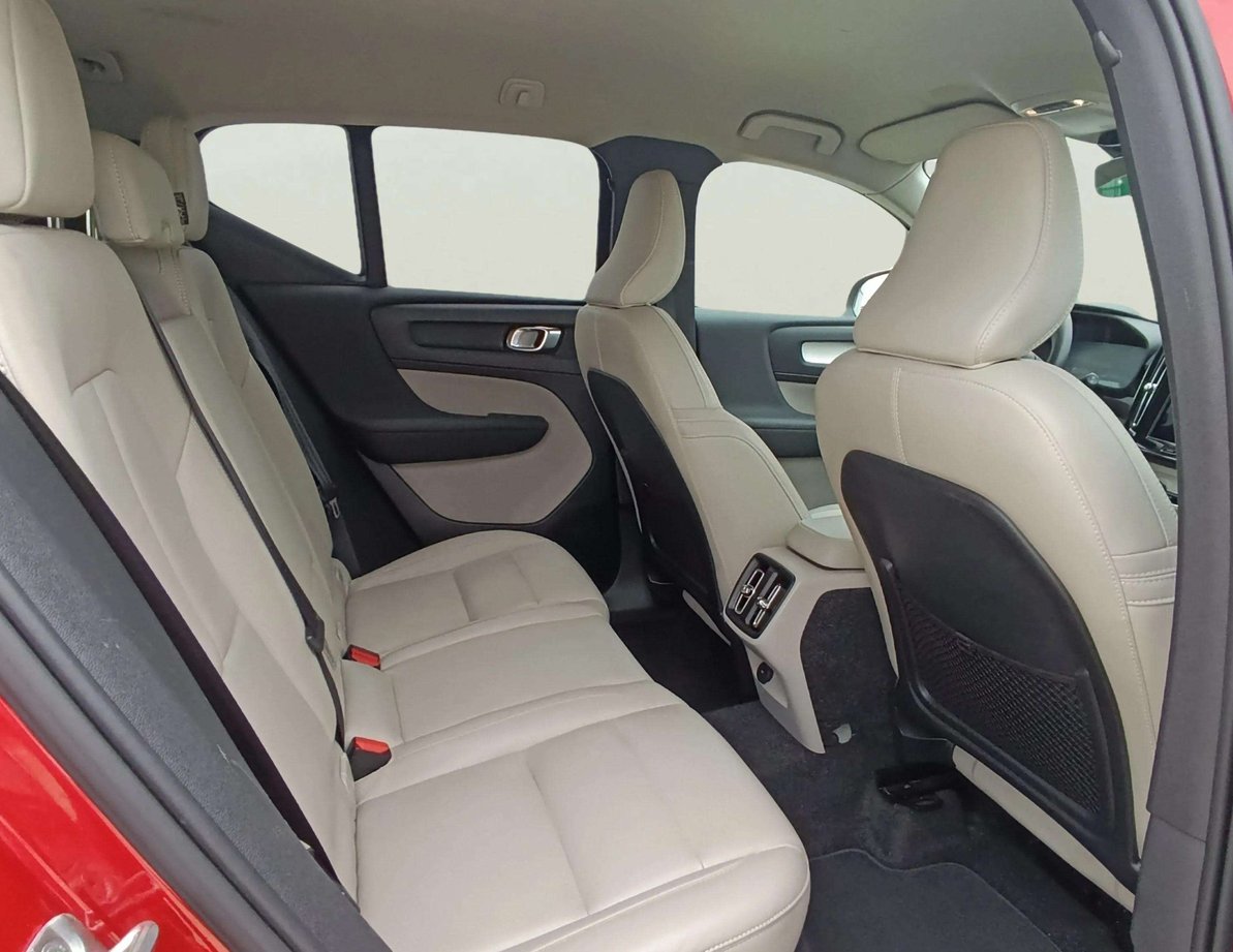 Volvo XC40 употребяван