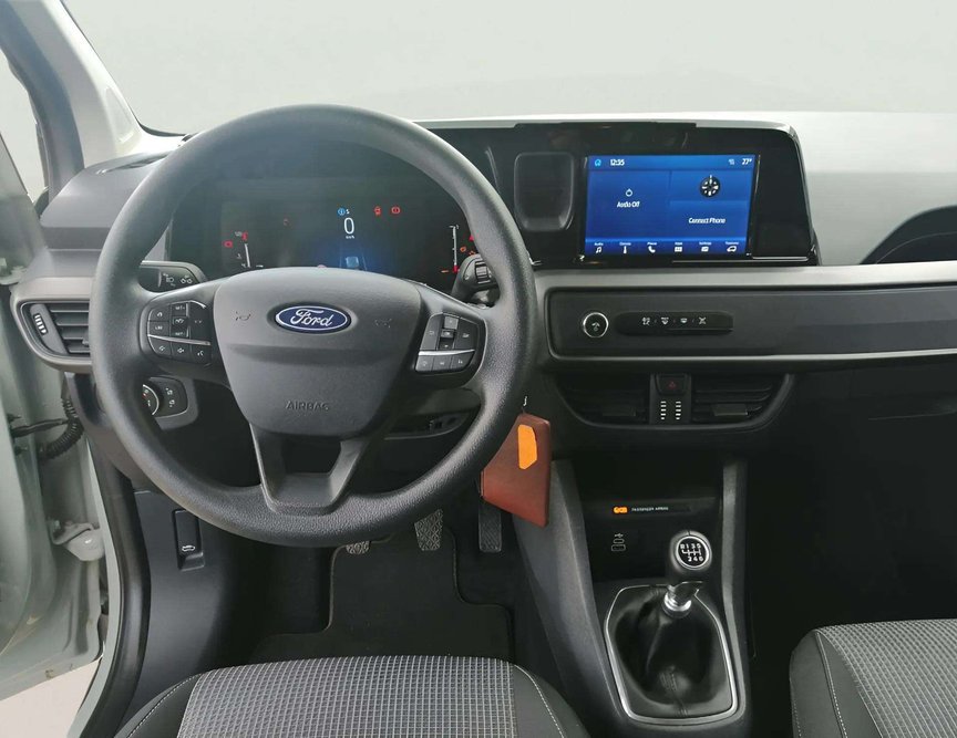 Ford Tourneo Courier употребяван