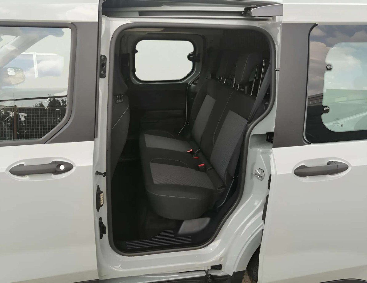 Ford Tourneo Courier употребяван