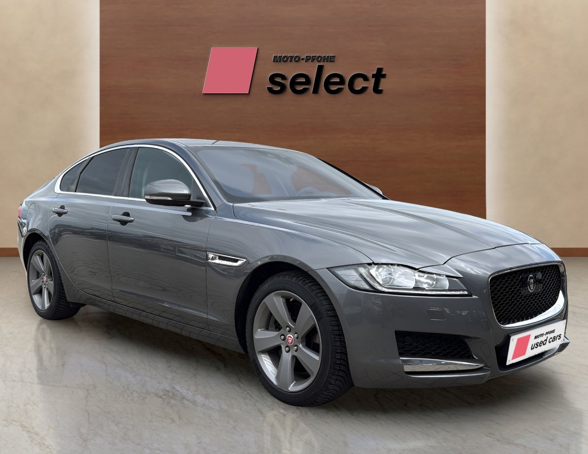 Jaguar XF употребяван