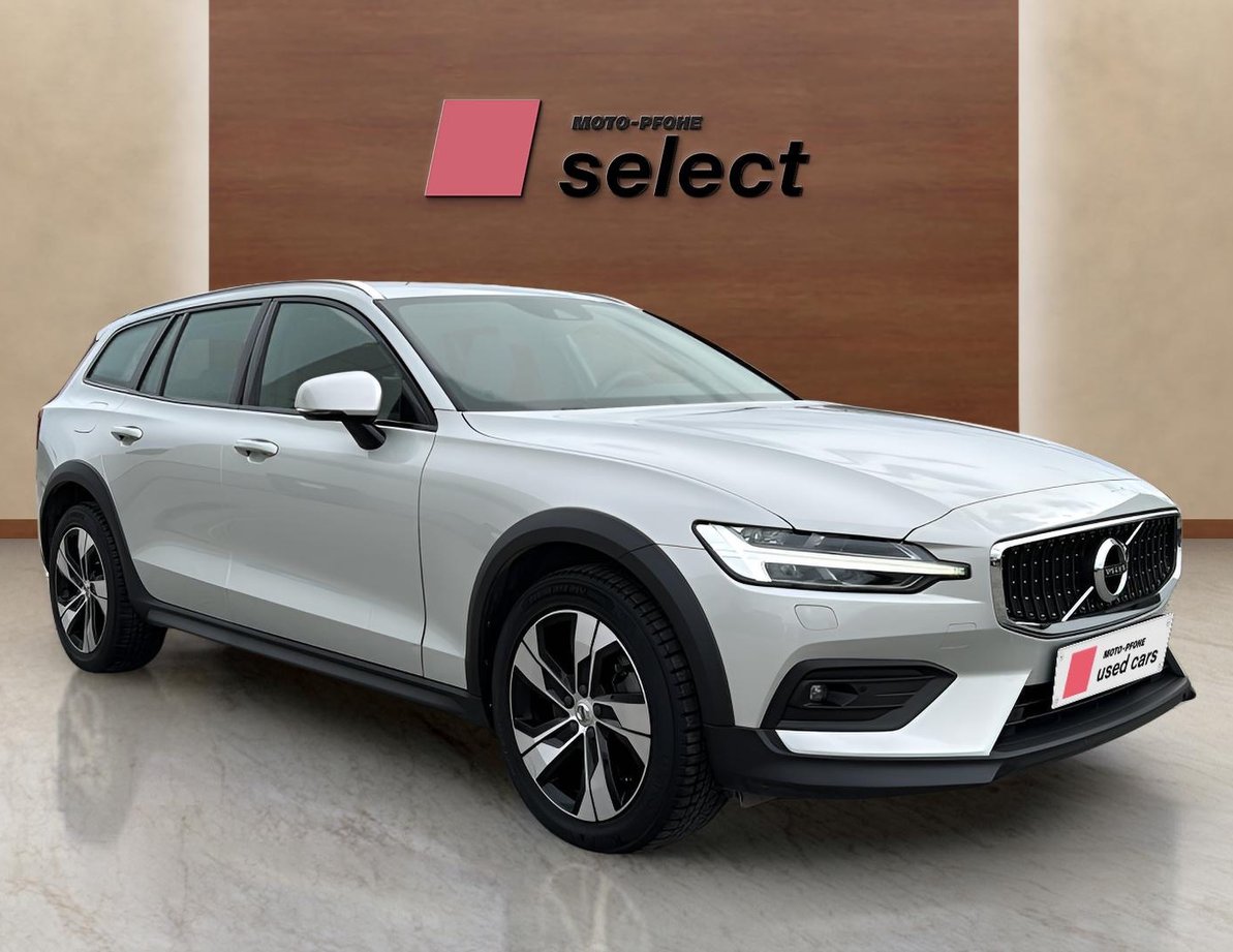 Volvo V60 CC употребяван