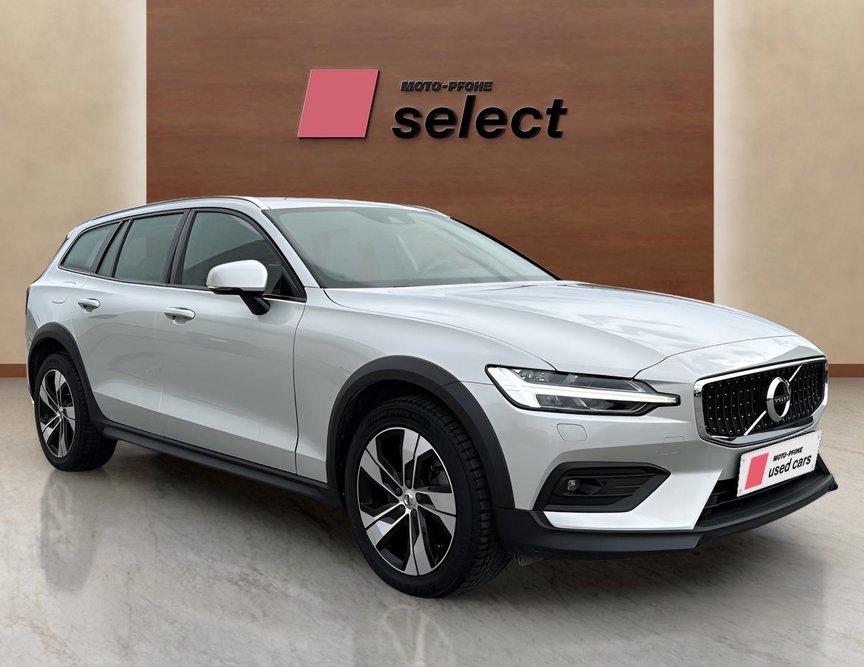 Volvo V60 CC употребяван