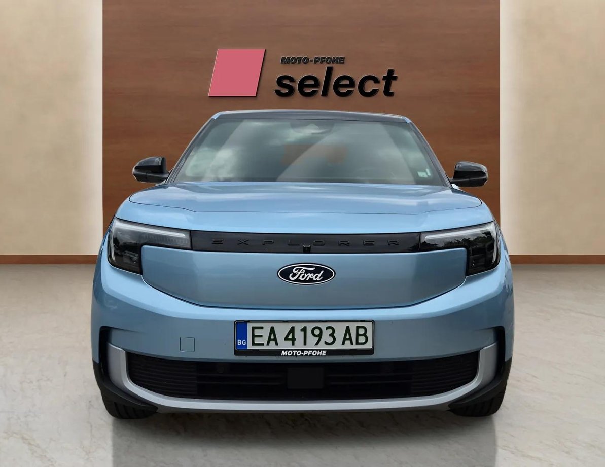 Ford E-Explorer употребяван