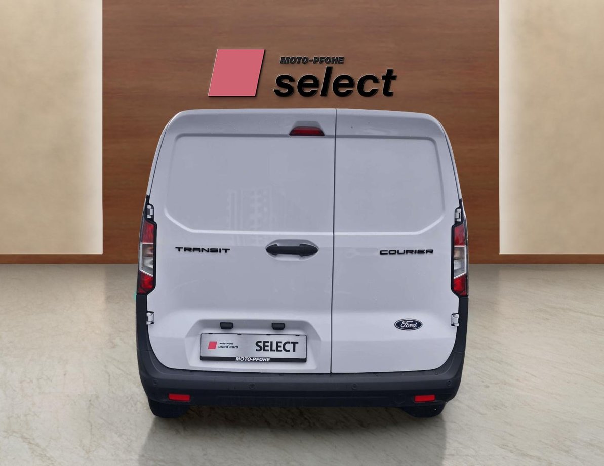 Ford Courier употребяван