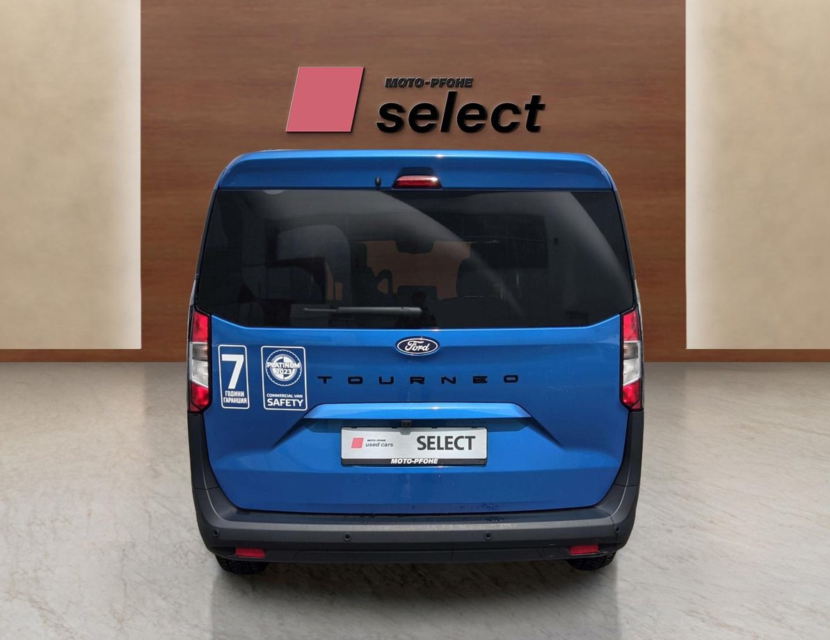 Ford Tourneo Courier употребяван