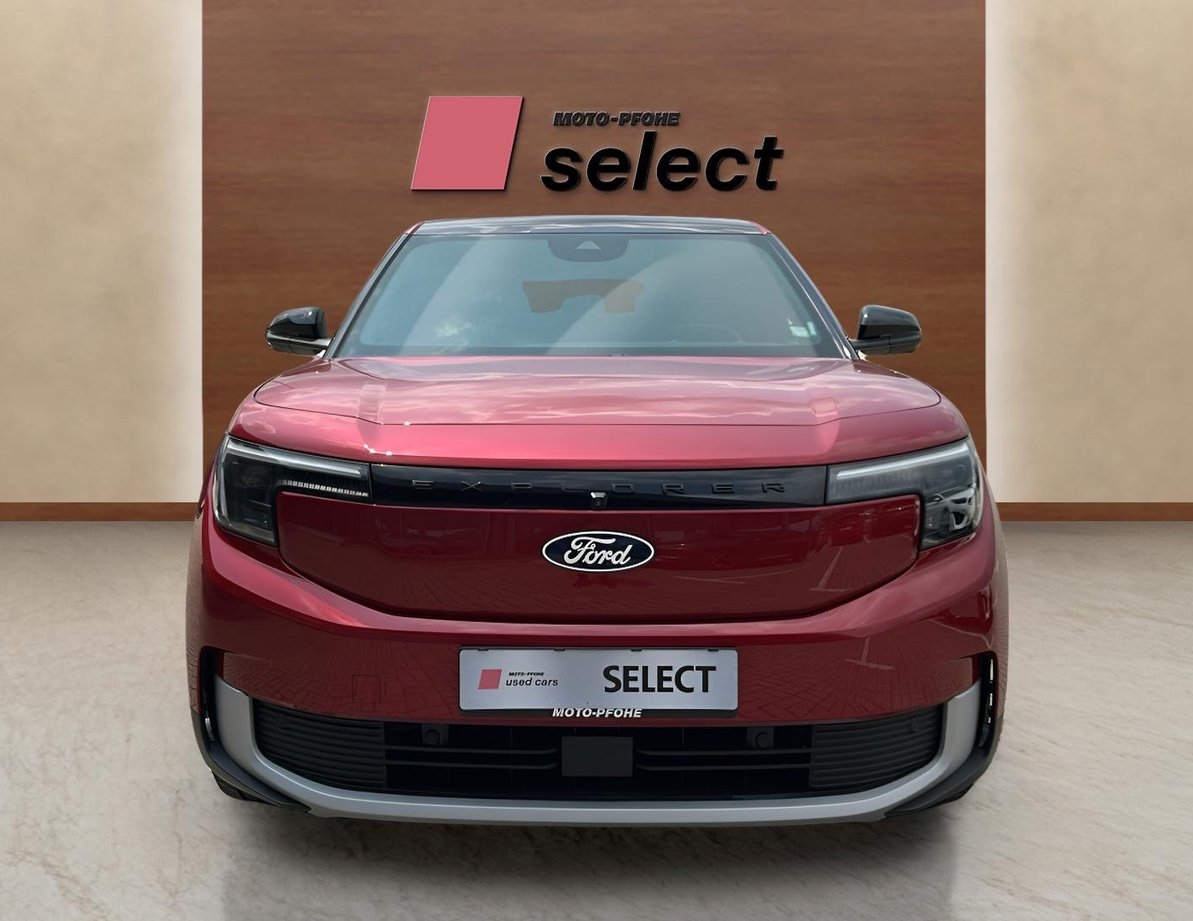 Ford E-Explorer употребяван
