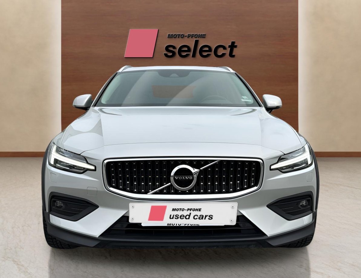 Volvo V60 CC употребяван