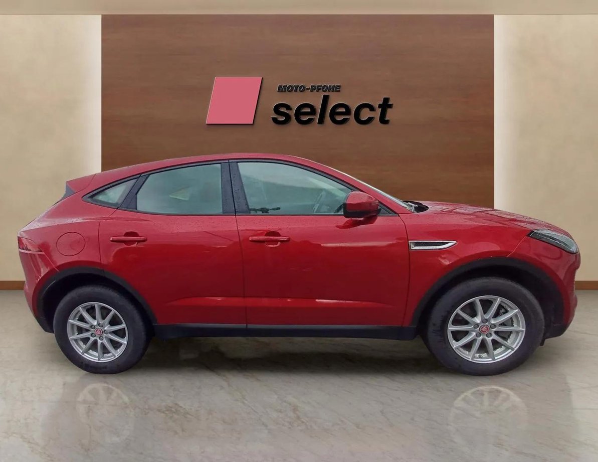 Jaguar E-Pace употребяван