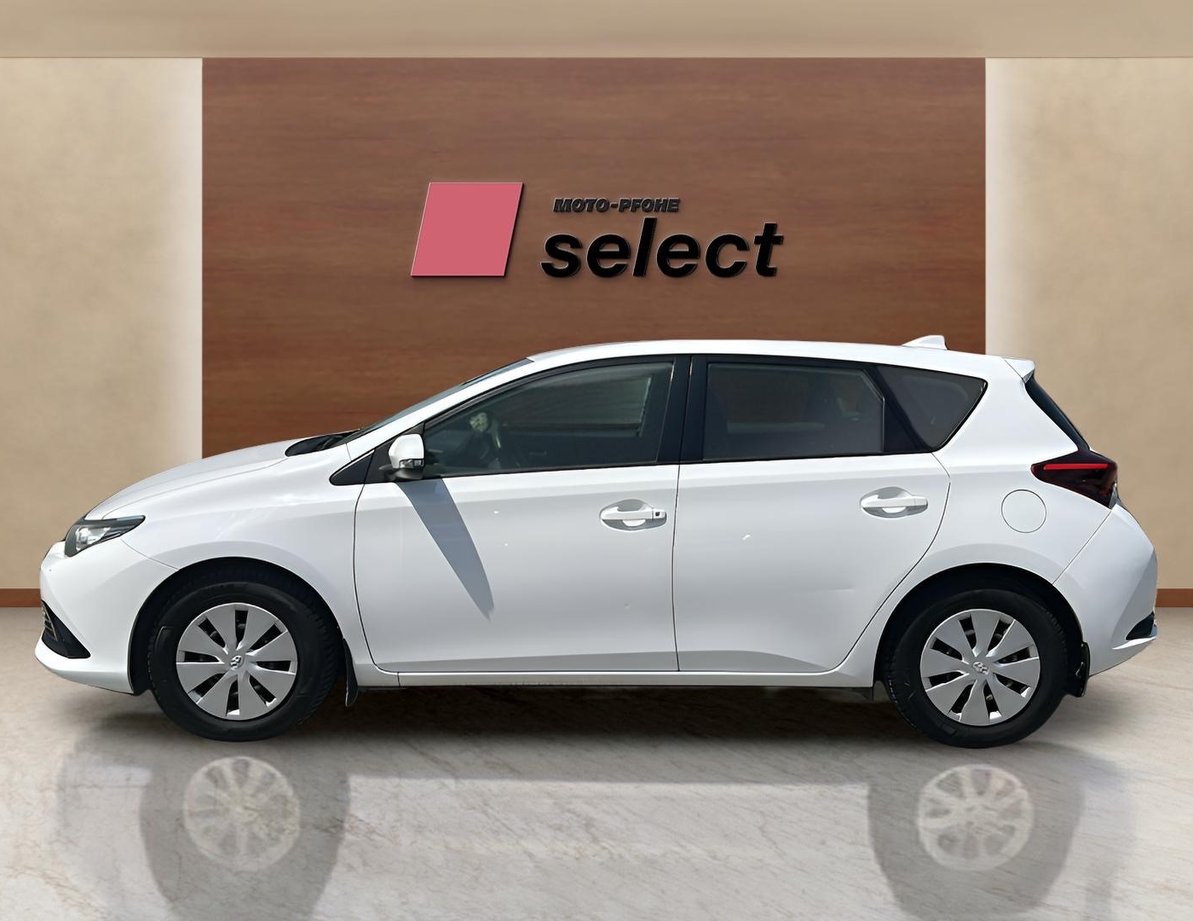 Toyota Auris употребяван