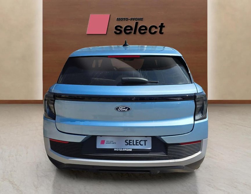Ford E-Explorer употребяван