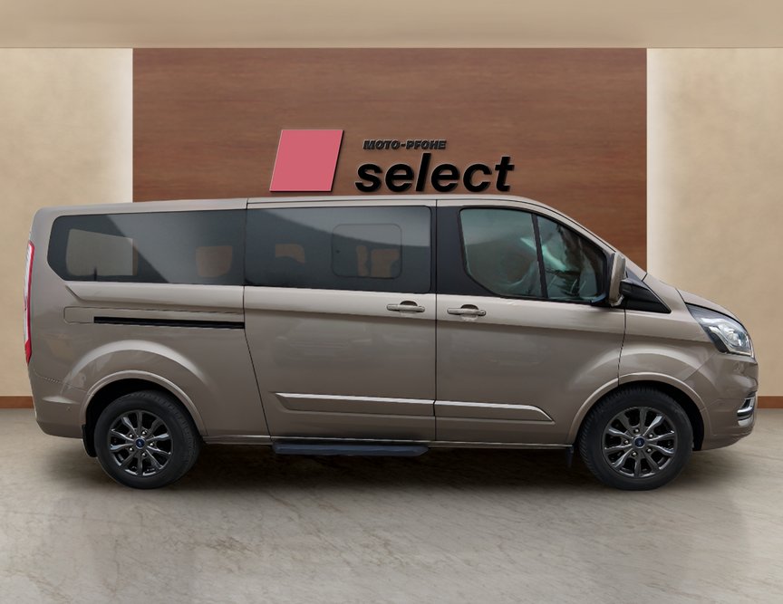 Ford Tourneo Custom употребяван
