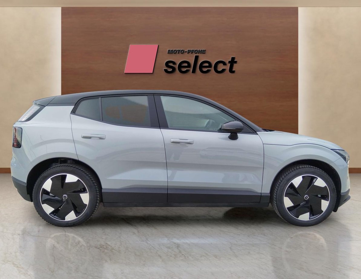 Volvo EX30 употребяван