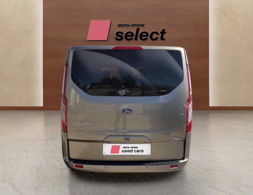 Ford Tourneo Custom употребяван