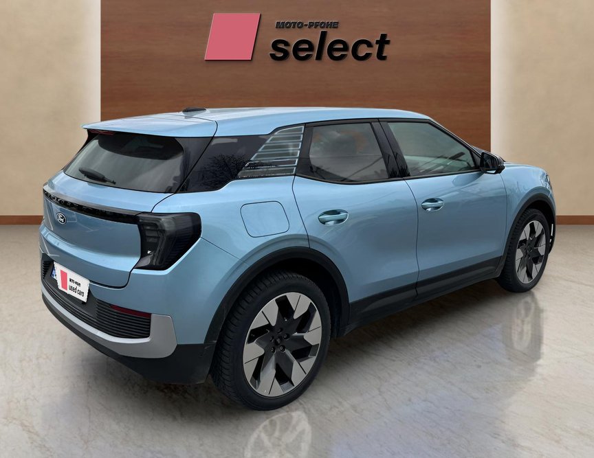 Ford E-Explorer употребяван