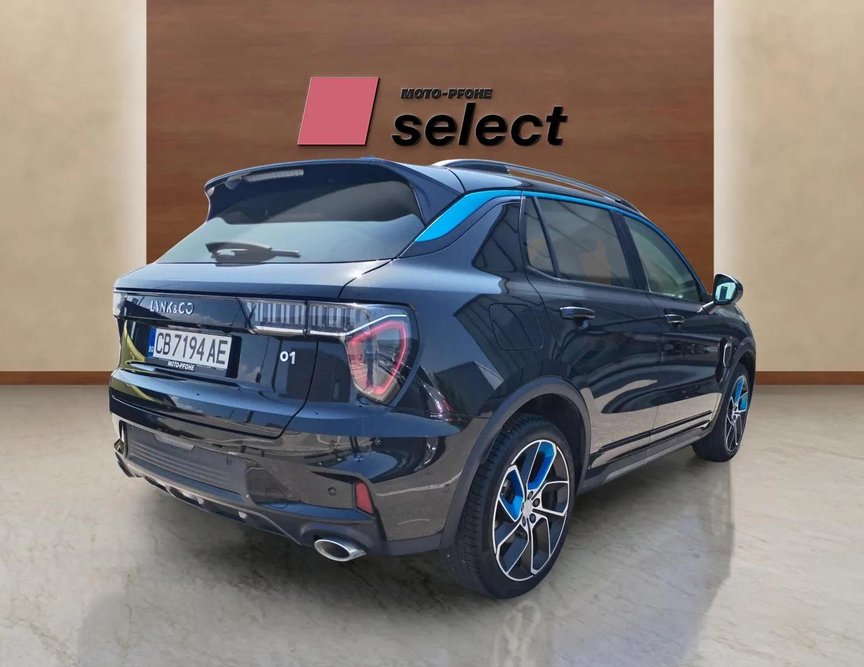 Lynk & Co 01 употребяван
