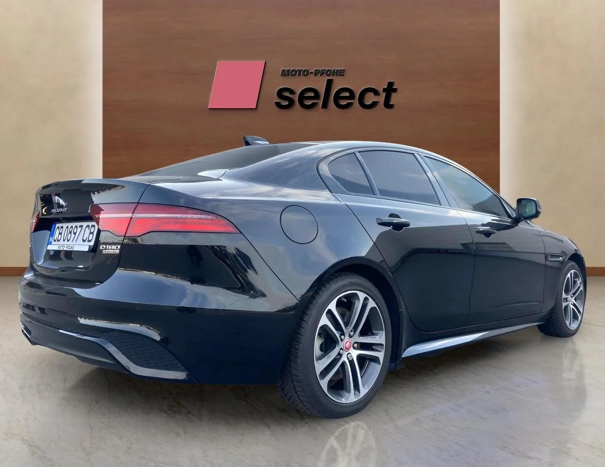 Jaguar XE употребяван