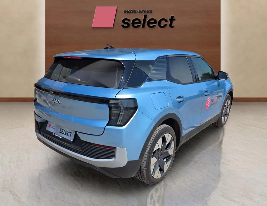 Ford E-Explorer употребяван