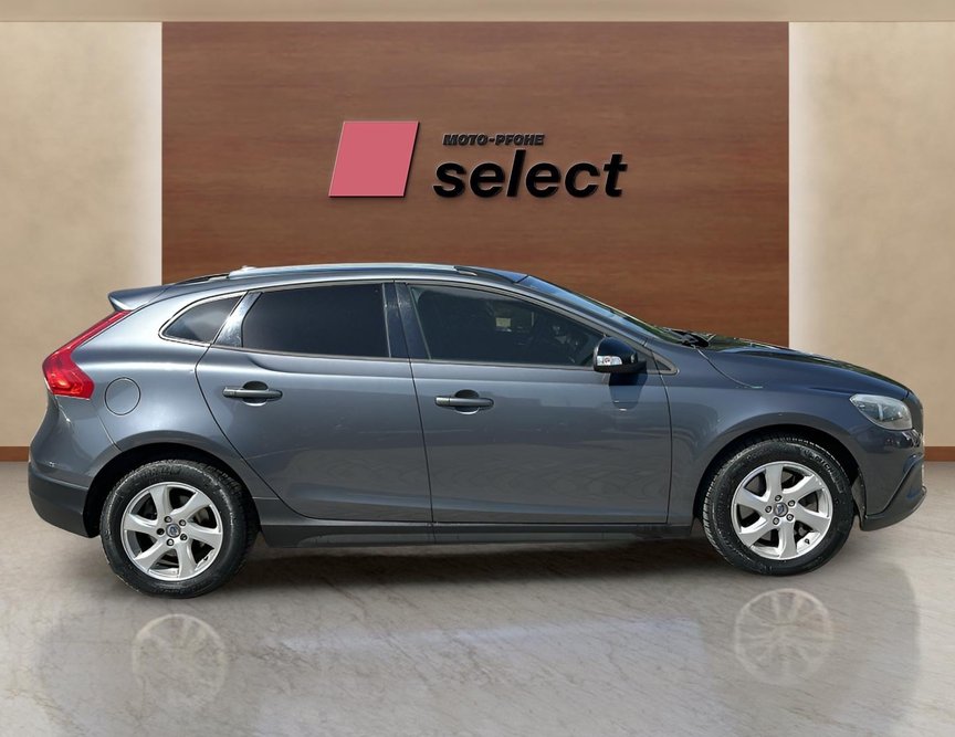 Volvo V40CC употребяван