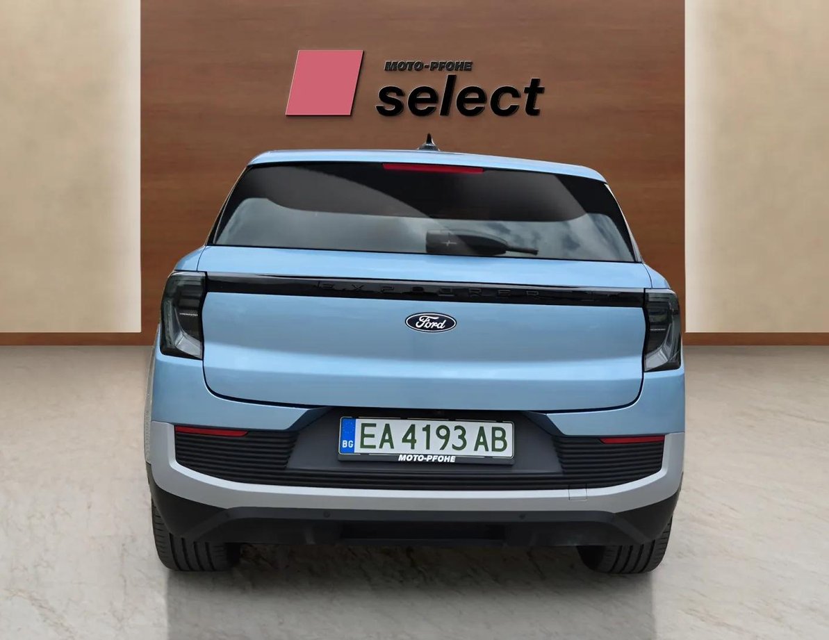 Ford E-Explorer употребяван