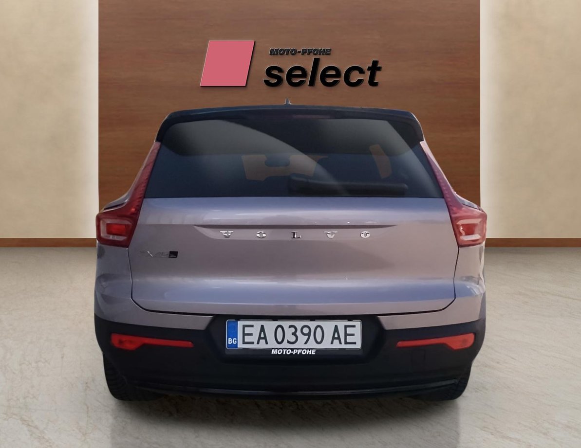 Volvo EX40 употребяван