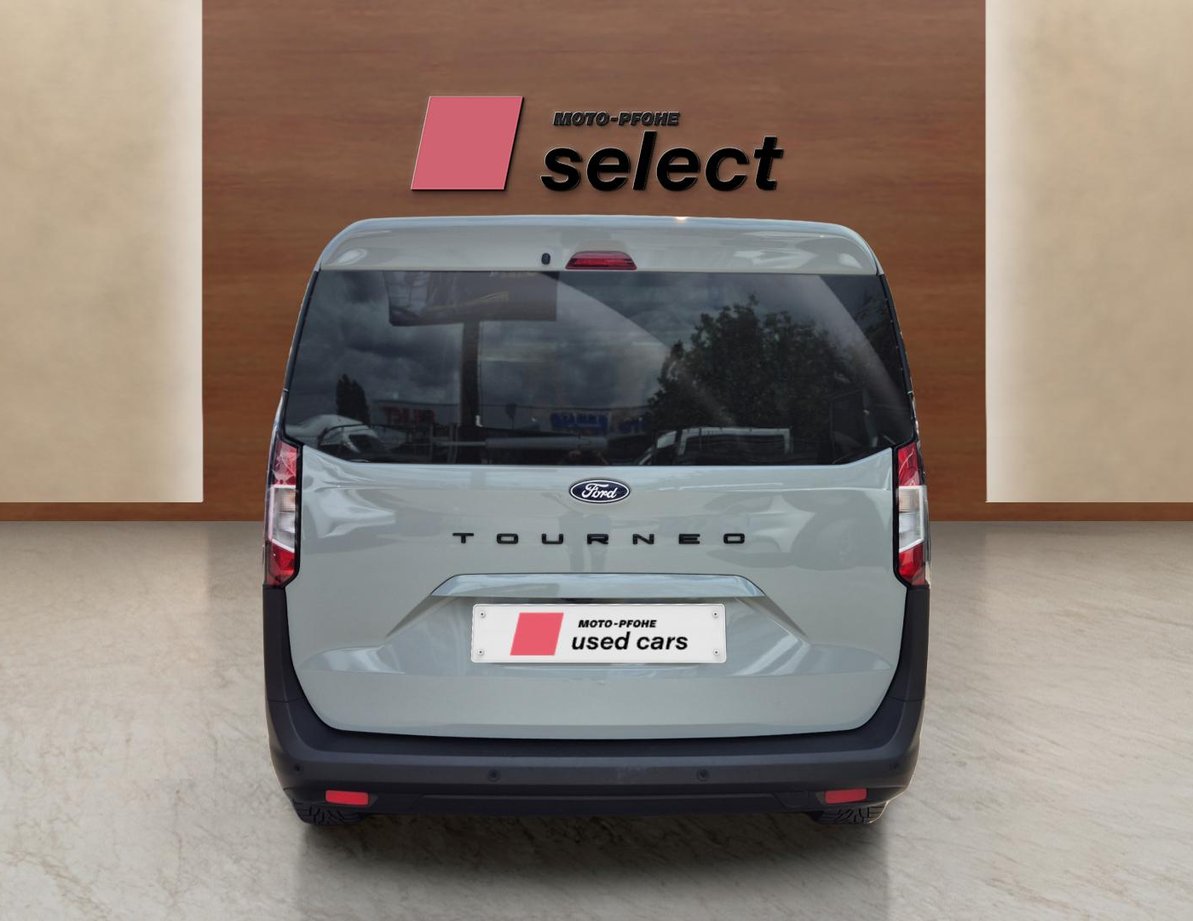 Ford Courier употребяван