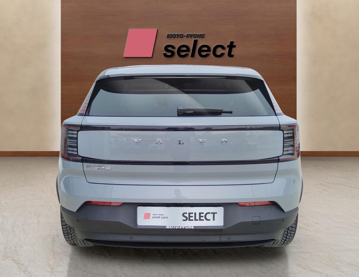 Volvo EX30 употребяван